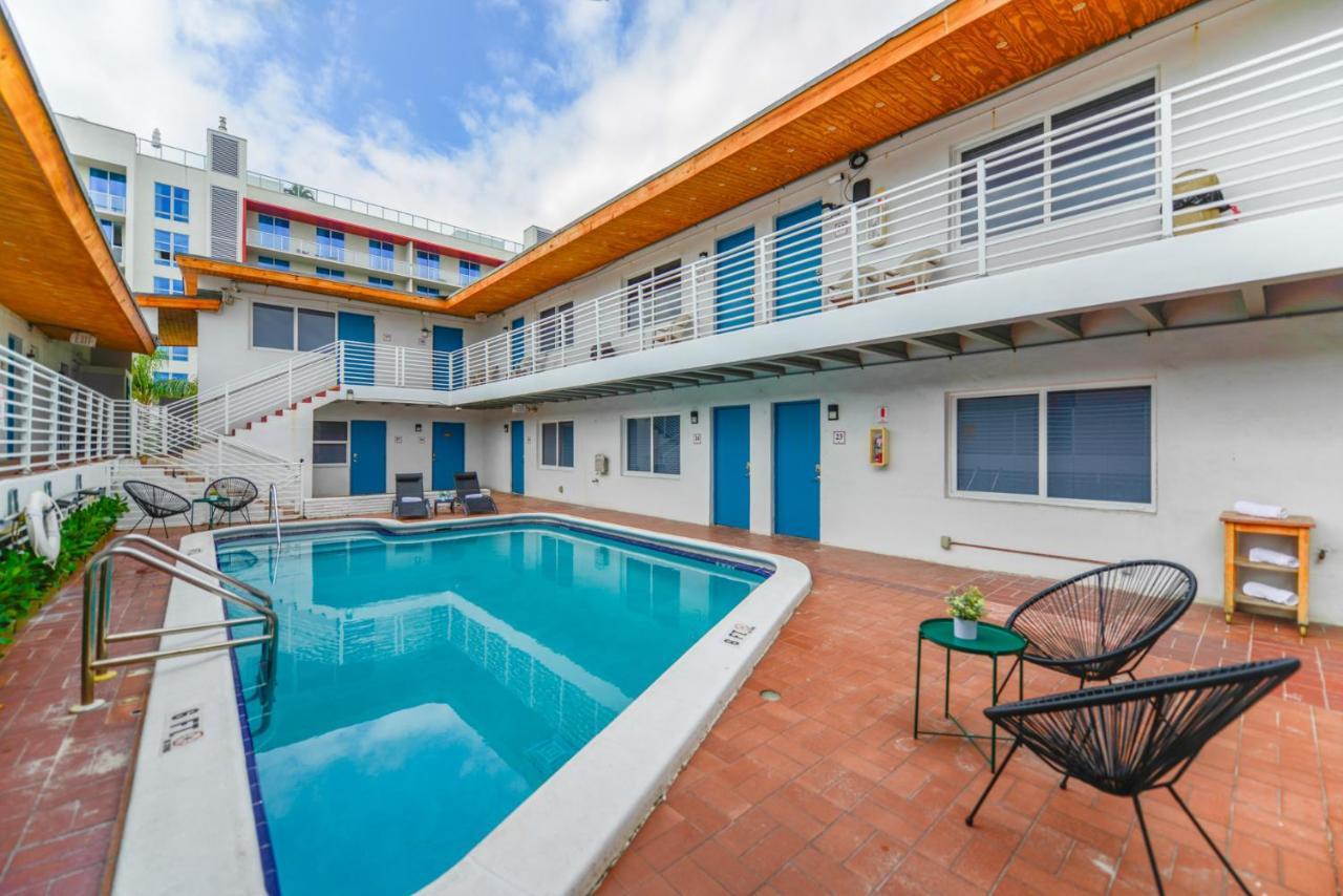 Fantastic 1 Bedroom With Pool Steps From The Beach #43 Холивуд Екстериор снимка